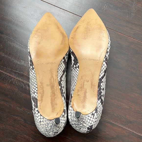 Via Spiga | Snake skin black and white little heeled shoes - Picture 6 of 8